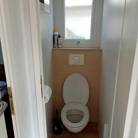 Stacaravan Met Tuin Nr 2126 Alpstuga