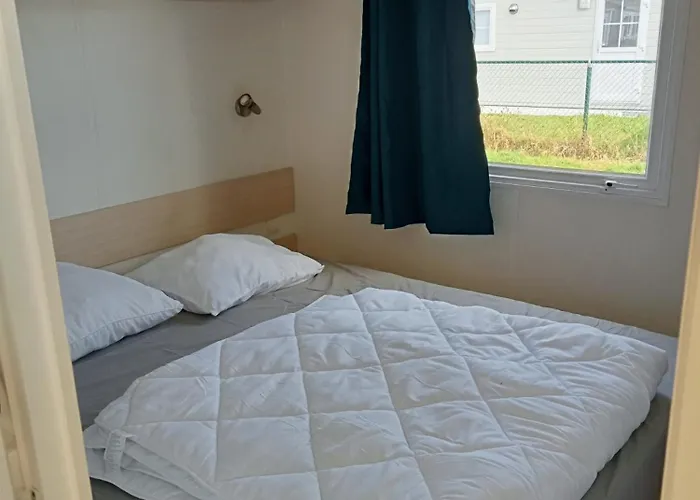 Stacaravan Met Tuin Nr 2126 Bredene