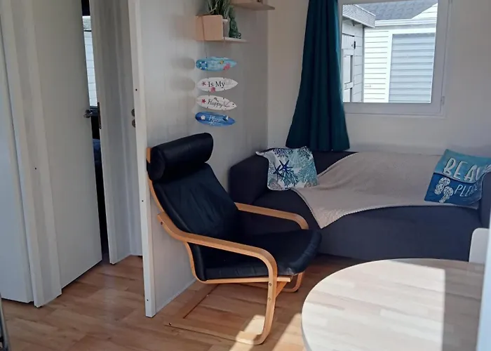 Stacaravan Met Tuin Nr 2126 * Bredene